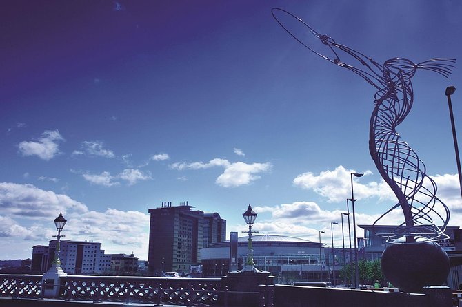 A History of Terror - Belfast City Centre Walking Tour - Ann Street explains policing and today’s border questions