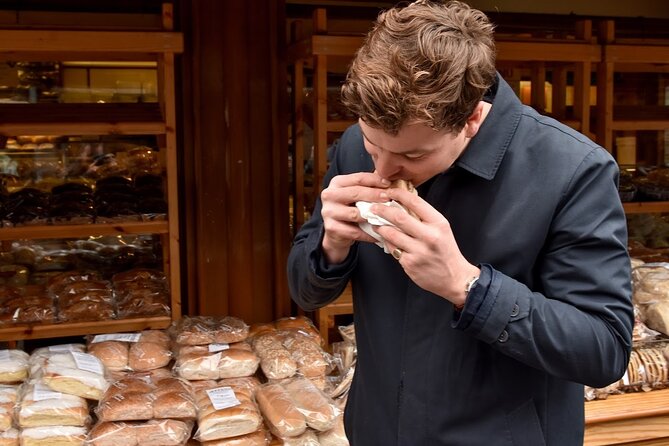 Belfast Centre Food Tour of 12+ Local Irish Dishes & Drinks - Food stops: bread, oysters, stew, and the secret dish