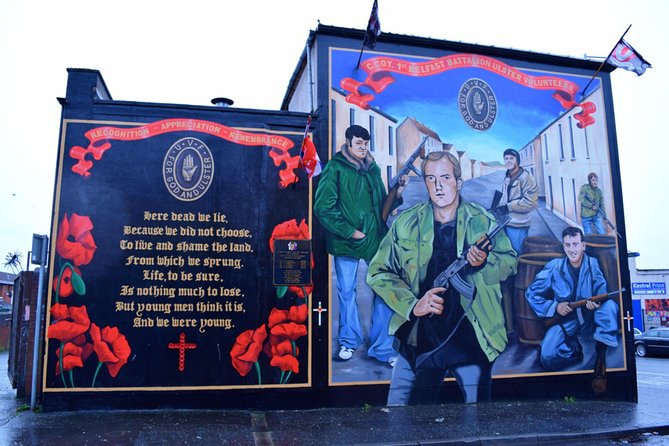 Belfast Hop-on Hop-off Tours - South Belfast: pubs, university, and gardens