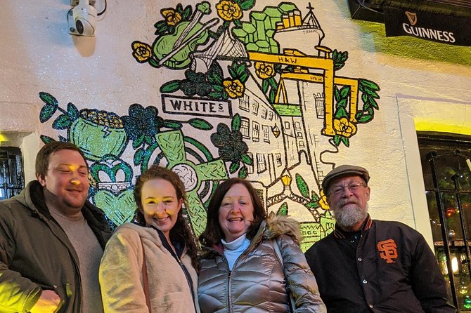 Belfast Music and Street Art Small Group Guided Experience - Kelly’s Cellars, The Crown, and the final music stop