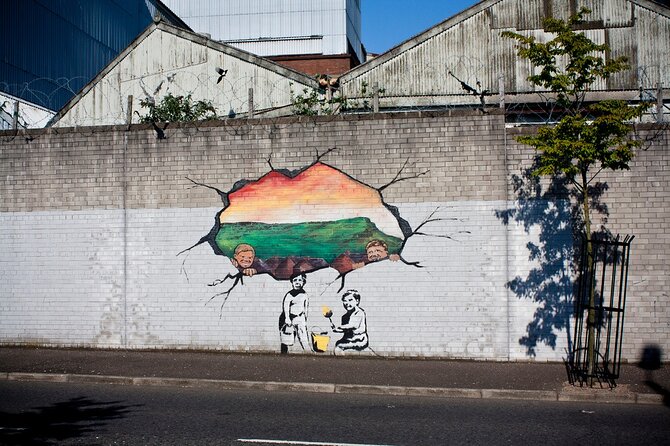 Belfast Private Walking Tour with a Local - Why a private group can be worth the cost