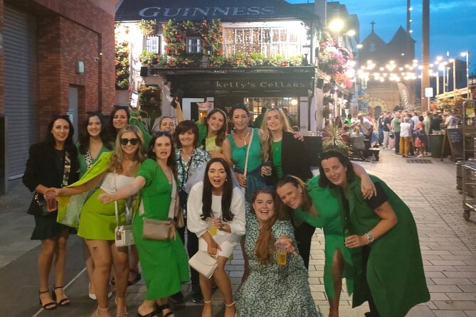 Belfast Pub Crawl - Five Belfast pubs, five different moods