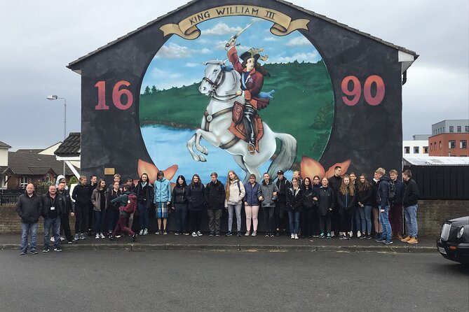 Black Taxi Tour and Crumlin Road Gaol tour Combo - Why this is one of Belfast’s most useful history tours