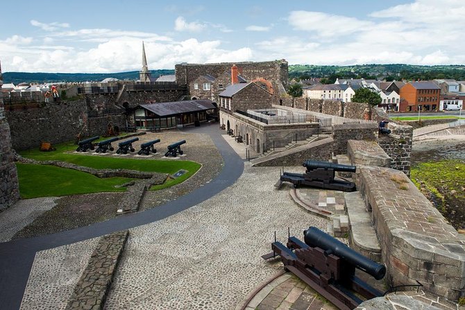 Giant’s Causeway and Titanic Experience from Belfast Port - The Dark Hedges and free time in Belfast