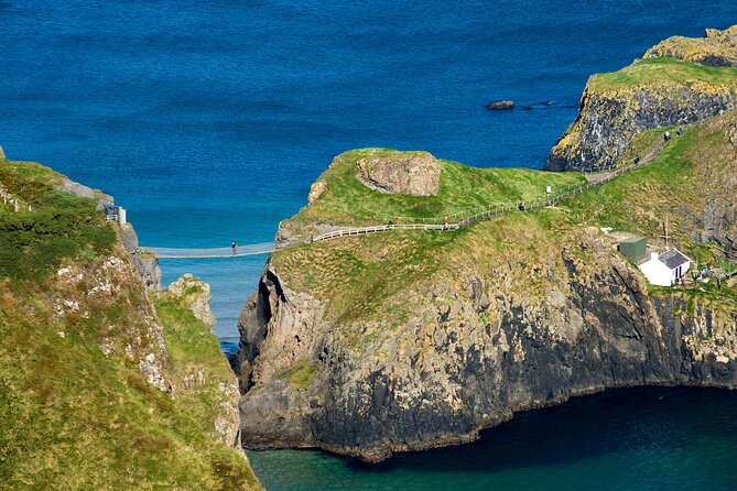 Giant’s Causeway and Titanic Experience from Belfast Port - Food, timing and what to carry