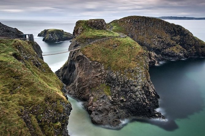 Giant's Causeway Tour from Belfast - Luxury Bus + Castles Tour - What the day feels like on the coach