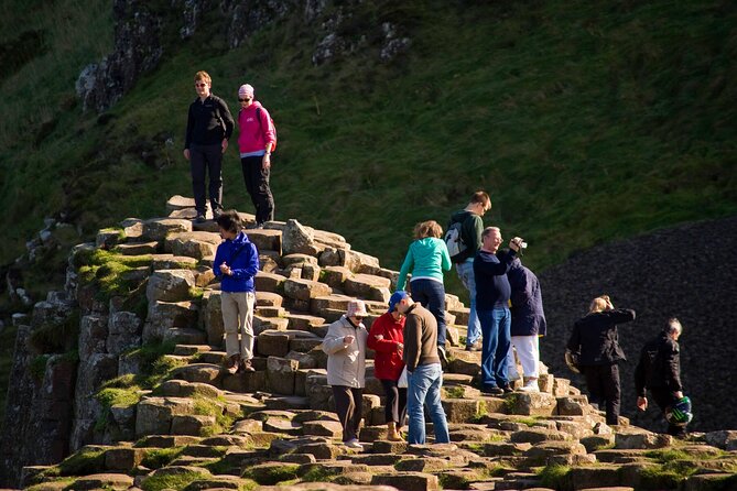 Giants Causeway & Castles Tour from Belfast: Guided tour - Portaneevy Viewpoint and Carrick-a-Rede