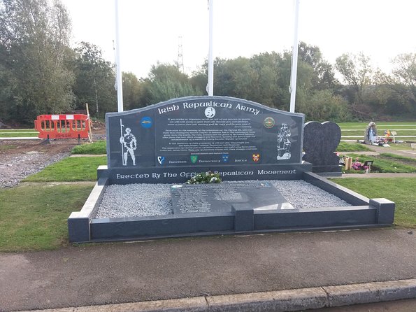 IRA Troubles Conflict Private Tour Museum Graves Murals and Political Analysis - Why this Belfast tour feels different