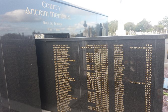 IRA Troubles Conflict Private Tour Museum Graves Murals and Political Analysis - Clonard Martyrs Memorial Garden