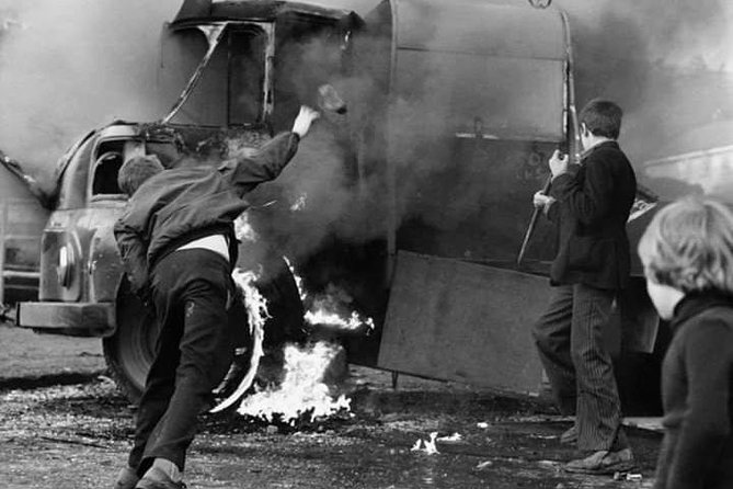 IRA Troubles Conflict Private Tour Museum Graves Murals and Political Analysis - The Eileen Hickey Irish Republican History Museum