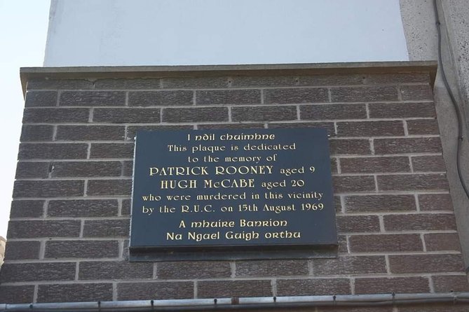Official World Famous Belfast Black Taxi Tour - Why a black taxi is the right way to see Belfast’s murals
