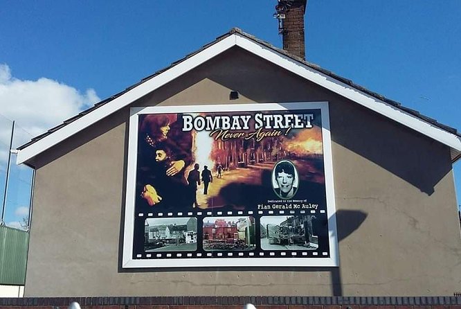 Official World Famous Belfast Black Taxi Tour - Shankill Road and the Loyalist point of view