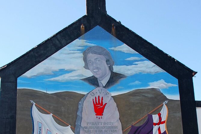 Original Private Belfast Troubles and Peace Cab/Taxi Tour 2 Hours - Belfast Gaol and Saint Peter’s Cathedral