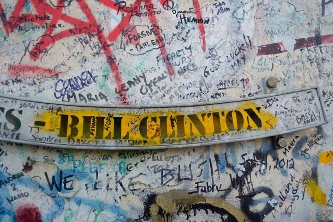 Political Taxi Tour Belfast (1-7 People) - Who should book this Belfast tour?