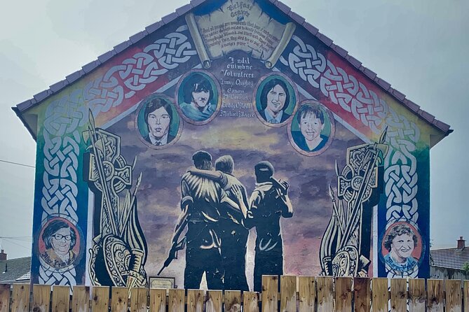 Private Belfast Troubles Cab Tour Adventure 2hrs Personal Guide - Crossing to the Shankill Road