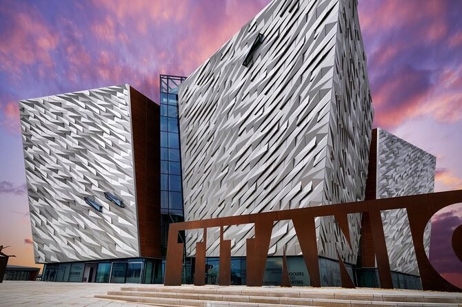 Private Driver Guided Day Tour of Belfast - Belfast City Hall gives you a clear starting point