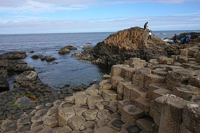 Private Giants Causeway Express Tour - The Dark Hedges: a short stop with a famous backdrop