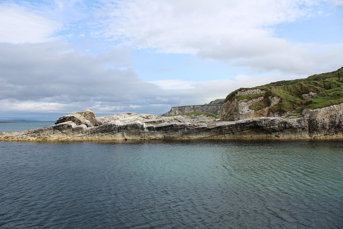 Small Group Giant's Causeway Day Tour from Belfast - The guides are a major part of the value