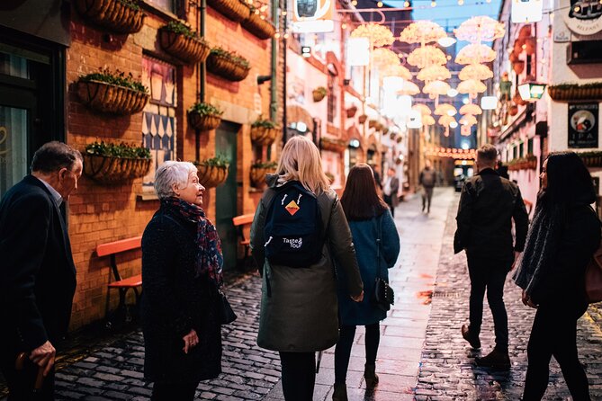 Taste & Tour: The original Belfast Food Tour™️ with drinks - Who will enjoy this Belfast food walk?