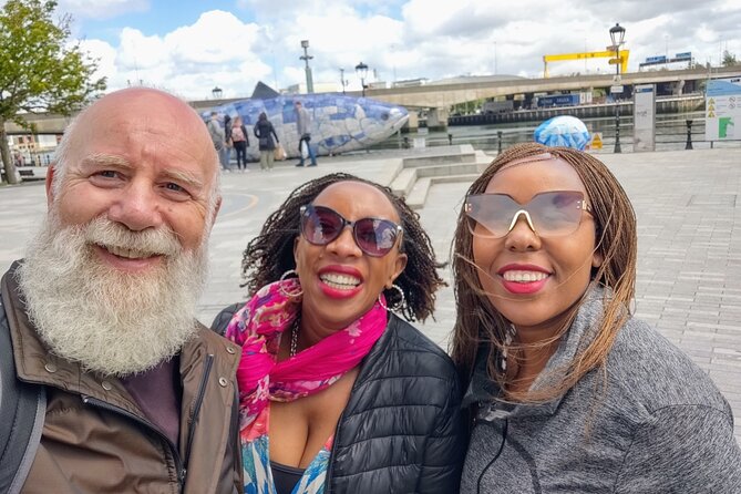 The Real Story of Belfast walking tour with a local guide - The Linen Quarter explains Belfast’s industrial wealth