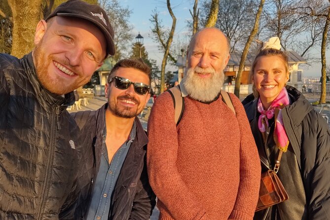 The Real Story of Belfast walking tour with a local guide - The Belfast Entries reveal old Belfast