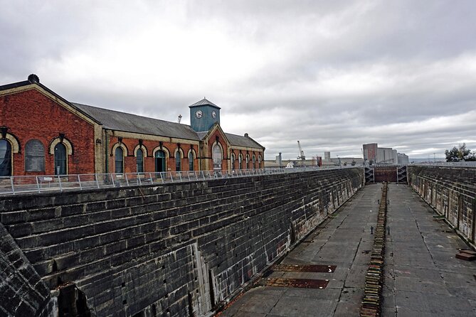 Titanic Museum and Whiskey Distillery Exploration with Tasting - Should you book the Titanic and whiskey tour?