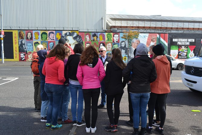 World Famous Private Belfast Troubles Taxi Cab Tour 2 Hour - The Peace Wall and a chance to leave your mark